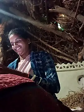 Manvi hote online show from 01-16-26, 02:04