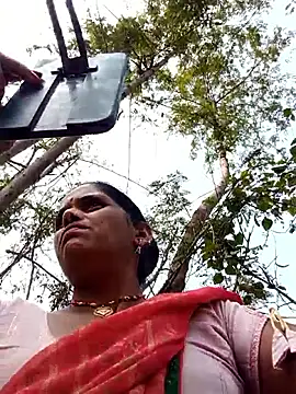 Manvi hote online show from 02-20-26, 08:16