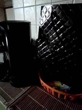 Erz84 online show from 11-10-25, 01:38