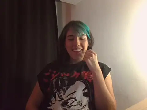 goth latina online show from 01-10-26, 12:39