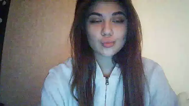 Snapshot of Tenovira chatting on 02-21-26, 09:39 Tenovira online show from 02-21-26, 09:39