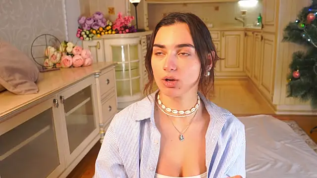 MinnaShummon online show from 01-10-26, 10:10