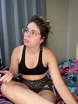 soyanahii online show from 02-17-26, 08:28