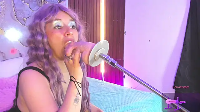 Emmayourgirl online show from 04-07-26, 02:35