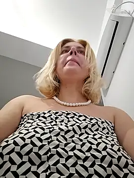 Amelia9798 online show from 05-11-26, 05:43
