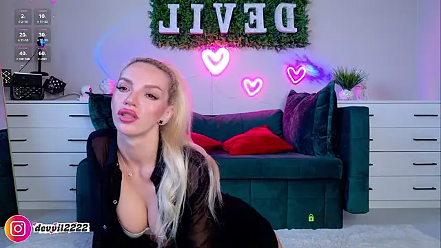 Devvil2222 online show from 06-11-26, 05:54