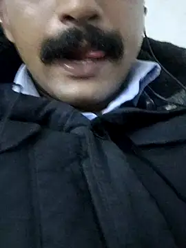 Snapshot of your_hot_dady chatting on 03-01-26, 07:14 your hot dady online show from 03-01-26, 07:14