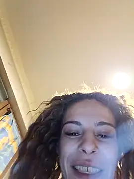 Snapshot of dear2002 chatting on 01-12-26, 03:02 dear2002 online show from 01-12-26, 03:02