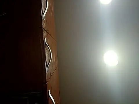 Snapshot of dear2002 chatting on 01-11-26, 02:29 dear2002 online show from 01-11-26, 02:29