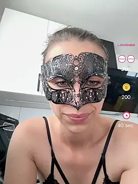 Ina-Immergeil online show from 06-21-26, 08:20