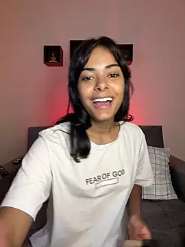 Iam Lyan  online show from 03-26-26, 08:18