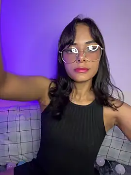 Iam Lyan  online show from 04-10-26, 10:17