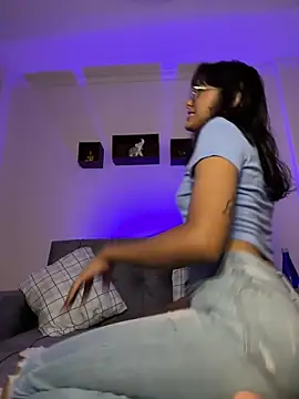 Iam Lyan  online show from 03-28-26, 08:32