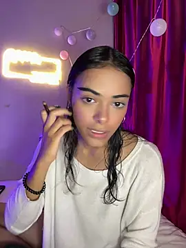 Iam Lyan  online show from 03-08-26, 08:45