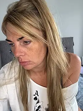 Scarlett the girlnextdoor online show from 05-11-26, 11:22