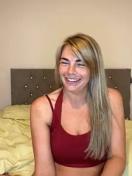 Scarlett the girlnextdoor online show from 05-05-26, 09:07