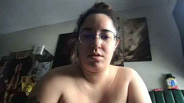 Snapshot of PrincessPenelopee chatting on 01-13-26, 02:54 PrincessPenelopee online show from 01-13-26, 02:54