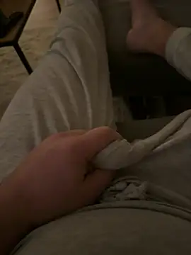 Dominic2295 online show from 01-12-26, 05:14