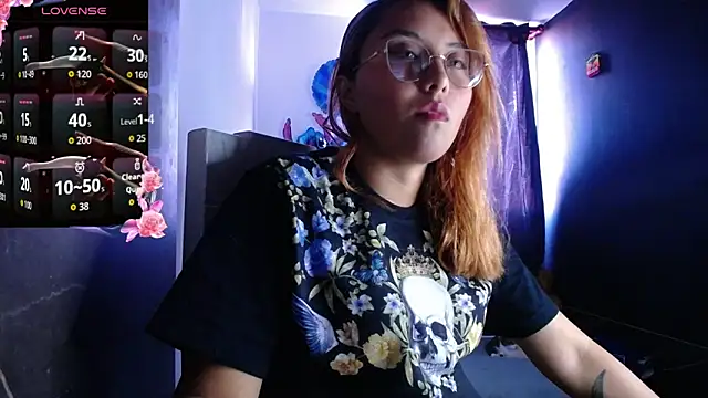 Velvet Moon33 online show from 03-21-26, 10:13