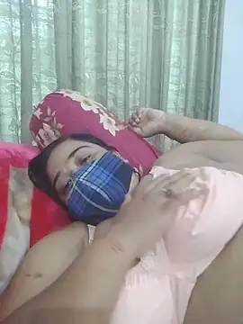 momo loves online show from 04-01-26, 06:04