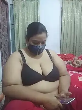 momo loves online show from 03-07-26, 06:02