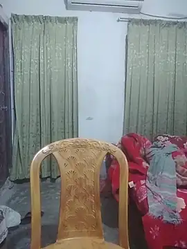 momo loves online show from 02-25-26, 05:57