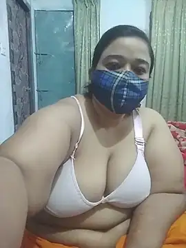 momo loves online show from 03-04-26, 05:53