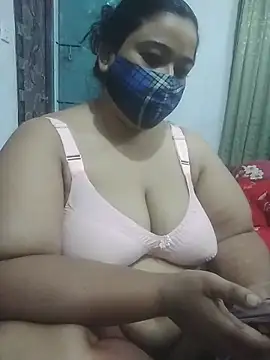 momo loves online show from 05-11-26, 02:29