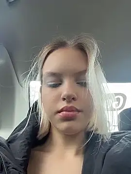 AshleyMur online show from 05-30-26, 06:31