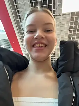 AshleyMur online show from 03-12-26, 06:50