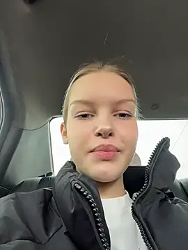 AshleyMur online show from 03-20-26, 04:13