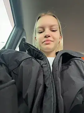 AshleyMur online show from 04-24-26, 05:20