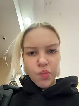 AshleyMur online show from 01-16-26, 04:27