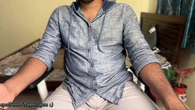 Snapshot of Ruthless_guyy chatting on 07-23-26, 06:04 Ruthless guyy online show from 07-23-26, 06:04