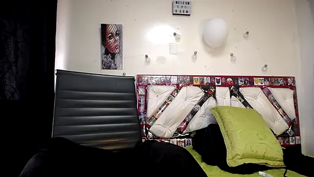 abril onnel online show from 03-22-25, 08:15