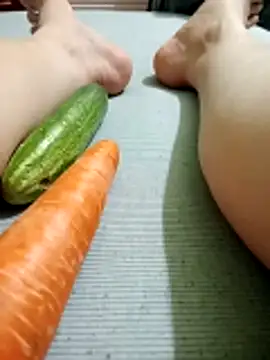 Snapshot of LINSA20 chatting on 02-28-26, 03:22 LINSA20 online show from 02-28-26, 03:22