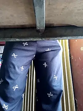 Snapshot of LINSA20 chatting on 02-06-26, 09:27 LINSA20 online show from 02-06-26, 09:27