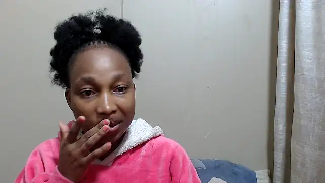 ExtraDoll online show from 04-15-26, 06:08