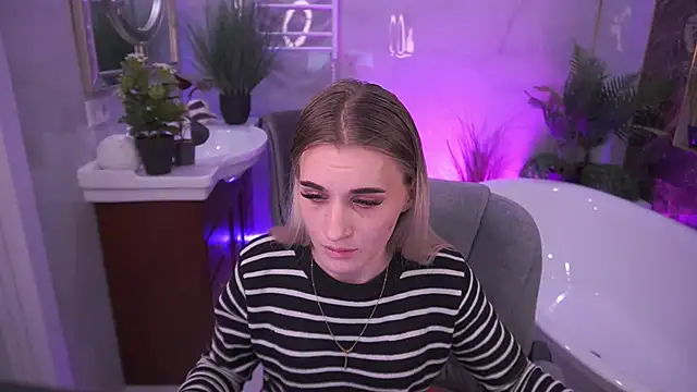 DiamondNina online show from 04-18-26, 07:40