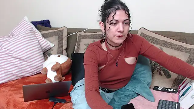 prickly priscilla online show from 01-08-26, 07:03