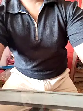 RaiStarrrr0-9 online show from 01-09-26, 04:41