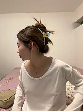Xiaojuzi- online show from 06-03-26, 01:45
