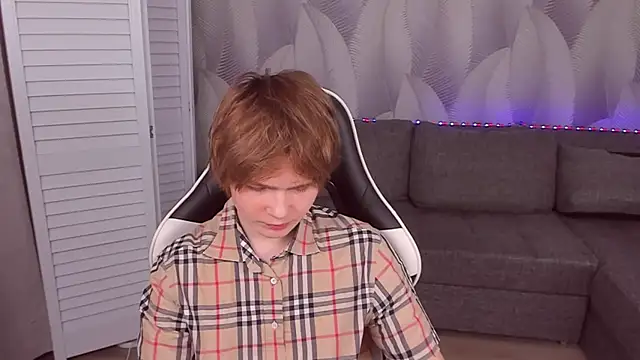 RowanScarlett online show from 01-08-26, 09:10