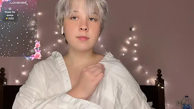 EvaSuunny online show from 01-15-26, 04:21