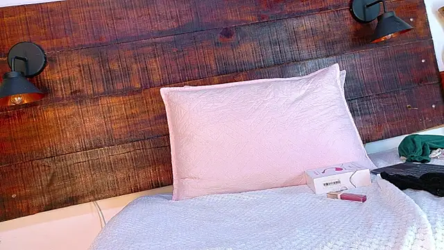 Angel saez1 online show from 01-08-26, 07:09