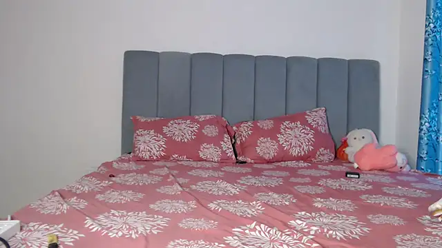 Hottie heer online show from 05-09-26, 01:25