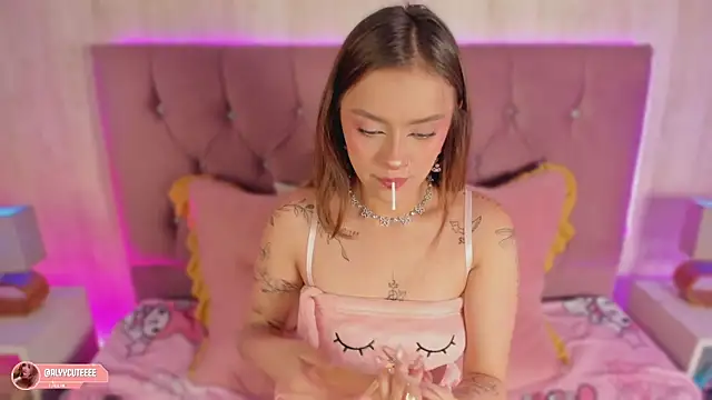 alyy cut3 online show from 04-13-26, 09:08