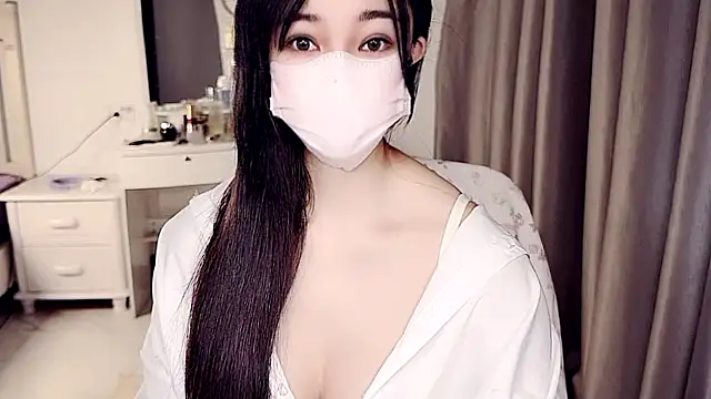 NolanMia online show from 04-16-26, 12:22