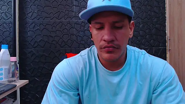 Snapshot of viktor_herrera chatting on 01-12-26, 07:31 viktor herrera online show from 01-12-26, 07:31