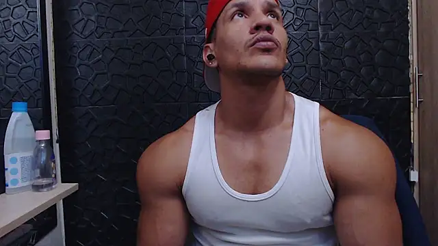 Snapshot of viktor_herrera chatting on 01-13-26, 07:34 viktor herrera online show from 01-13-26, 07:34